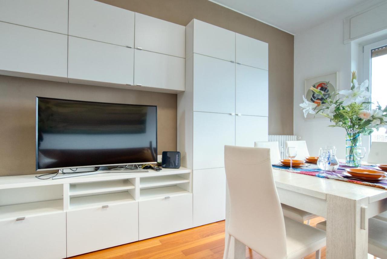 Caseospitali - Casa Park View, Ampio Trilocale Per Famiglie Sul Parco Mailand Exterior foto