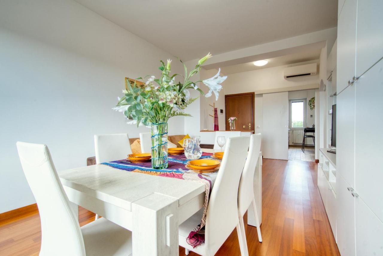 Caseospitali - Casa Park View, Ampio Trilocale Per Famiglie Sul Parco Mailand Exterior foto